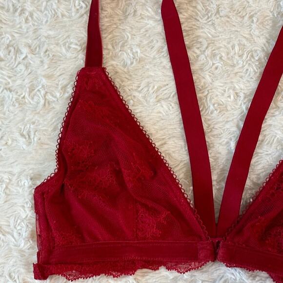 Victoria’s Secret Red Lace Bralette - Picture 5 of 7